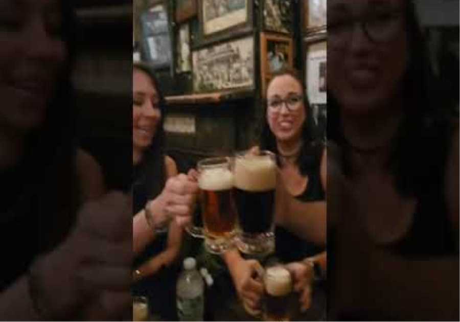#NYC 's oldest Irish #pub, McSorley's! check out this week's video, a #history of alcohol #cheers 🍻