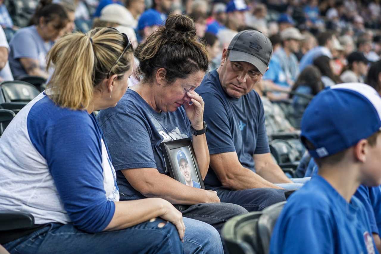 In Grief, a Mother Asks Strangers to ‘Sit Here’ at a Ballgame